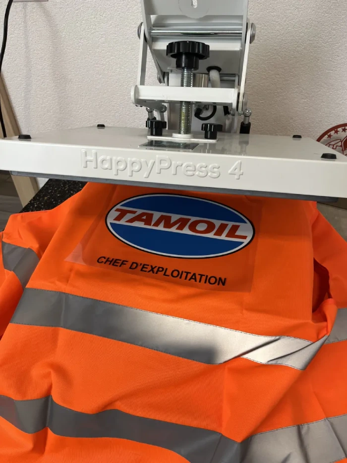 Flocage textile 3 flockage gilet de sécurité pour entreprise Vaud/Valais